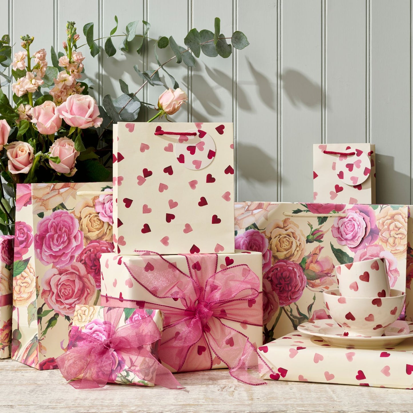 Emma Bridgewater Pink Hearts Large Gift Bag Gift Wrapping Accessory