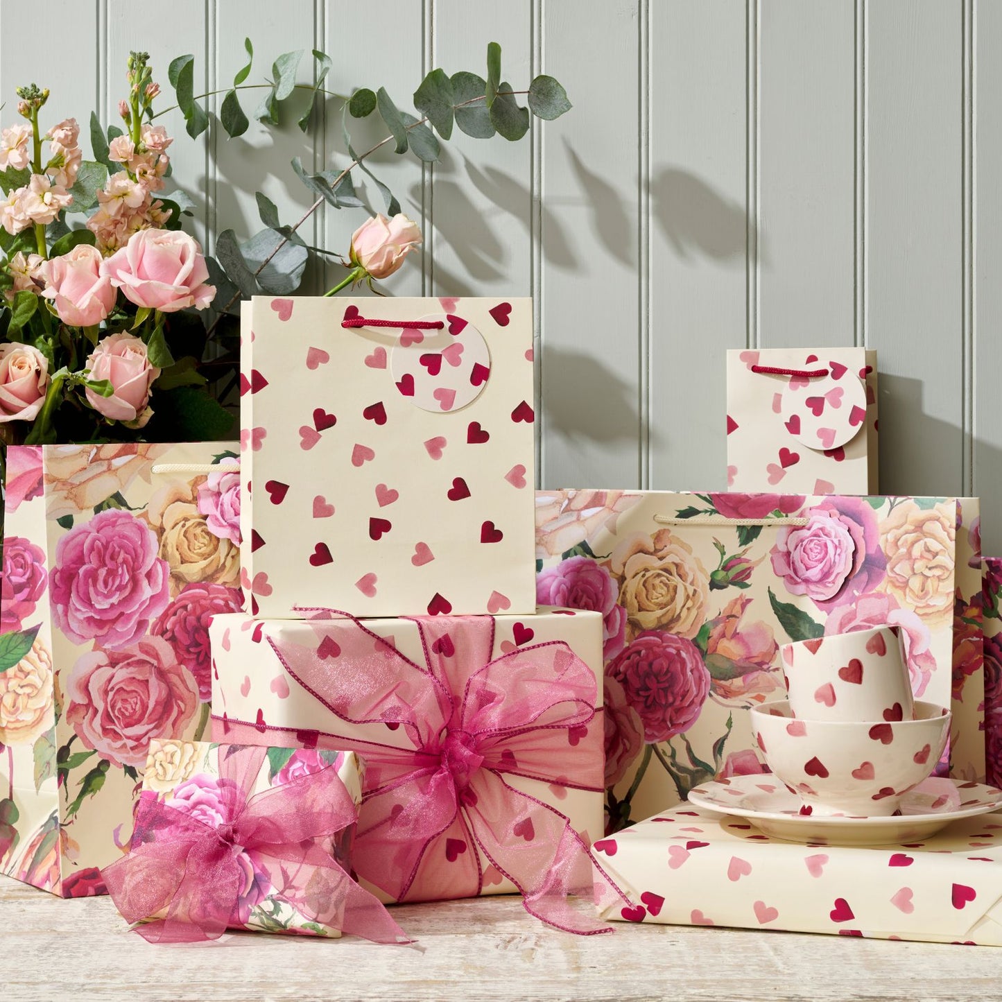 Emma Bridgewater Pink Hearts Bottle Gift Bag Gift Wrapping Accessory