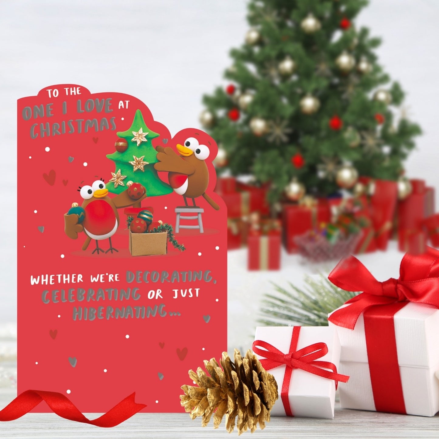 Crackers Cute Robins To The One I Love At Christmas Greeting Card