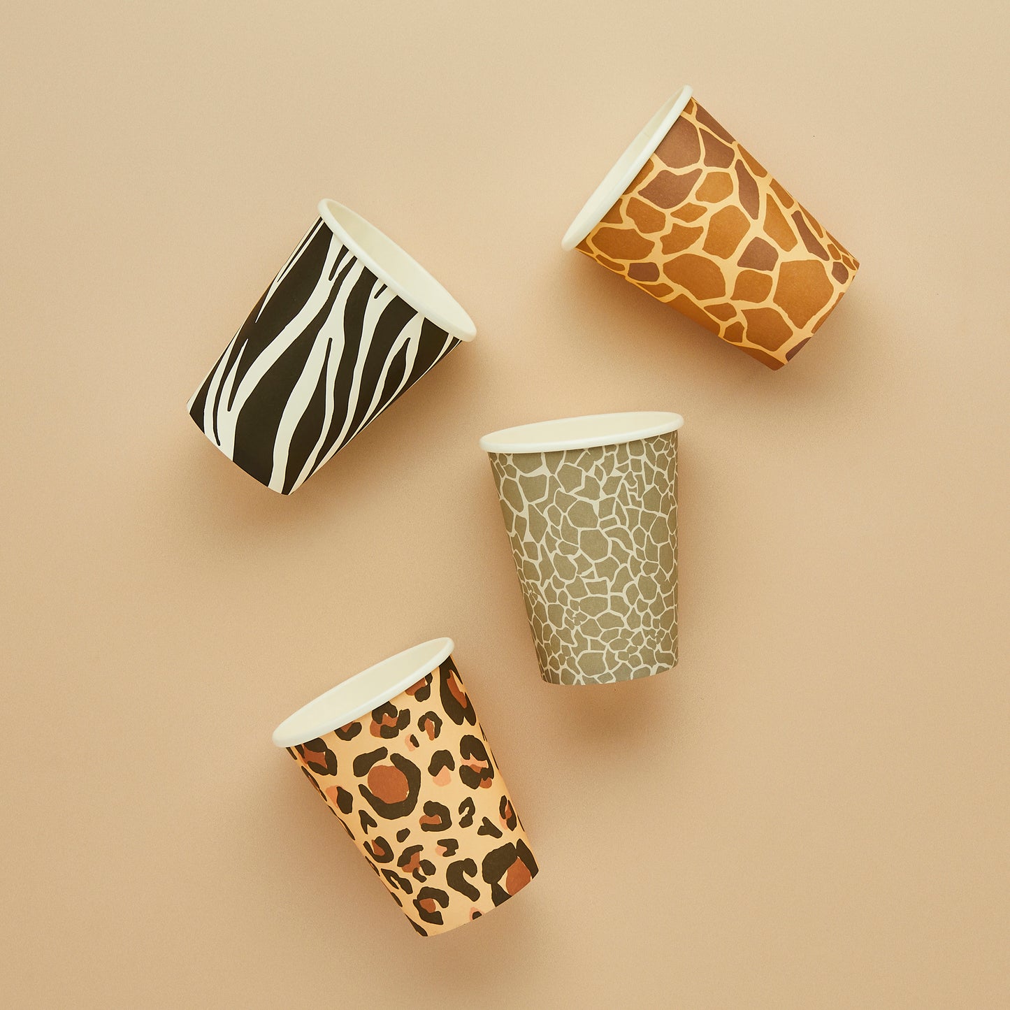 Hootyballoo 8 Pack Safari Party Animal Paper Cups Party Tableware Partyware