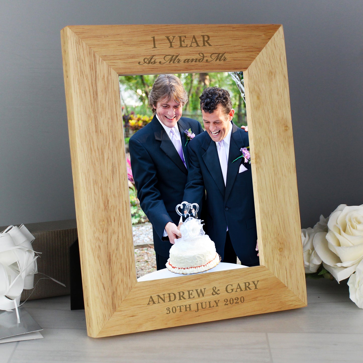 Personalised Anniversary 7x5 Wooden Photo Frame - Personalise It!