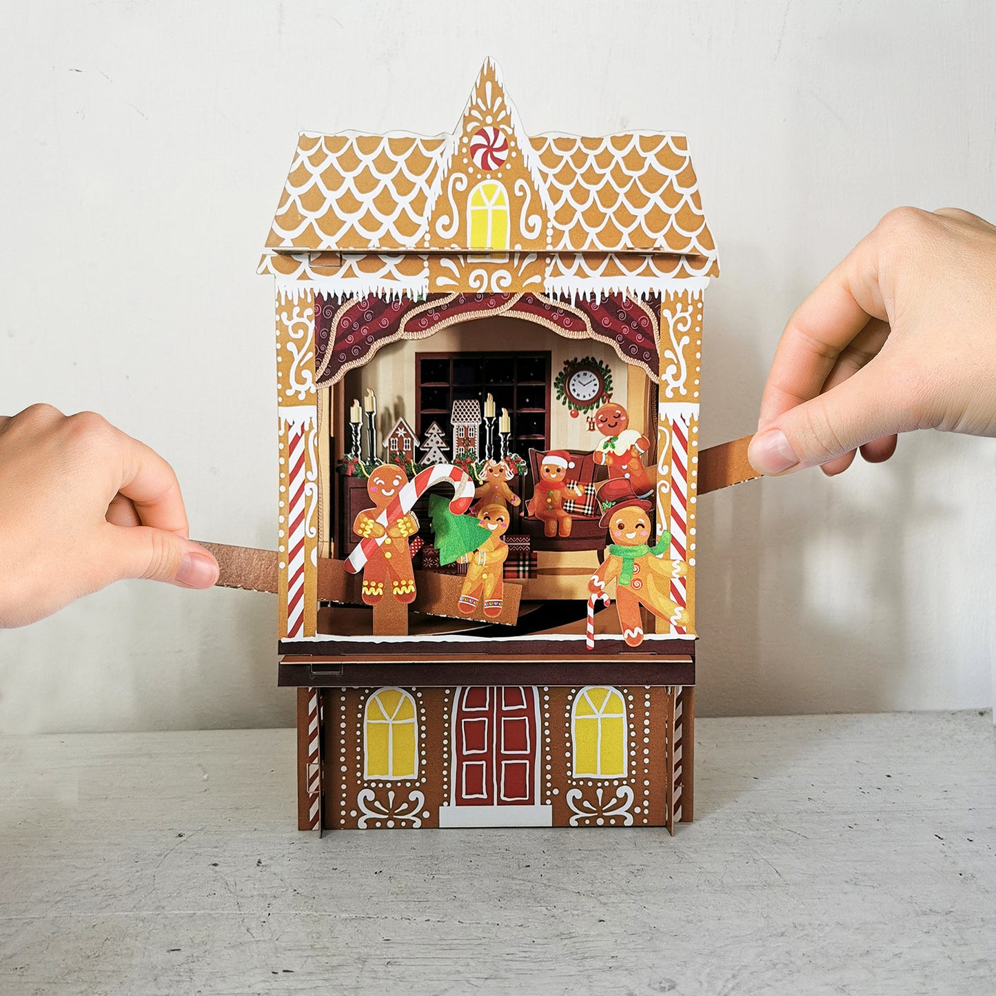 Paper Theatre Gingerbread 3D Pop Up Christmas Greeting Card