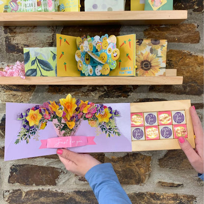 Pop Up Card & Chocolate Treat Tray Floral Bouquet Easter Card & Gift