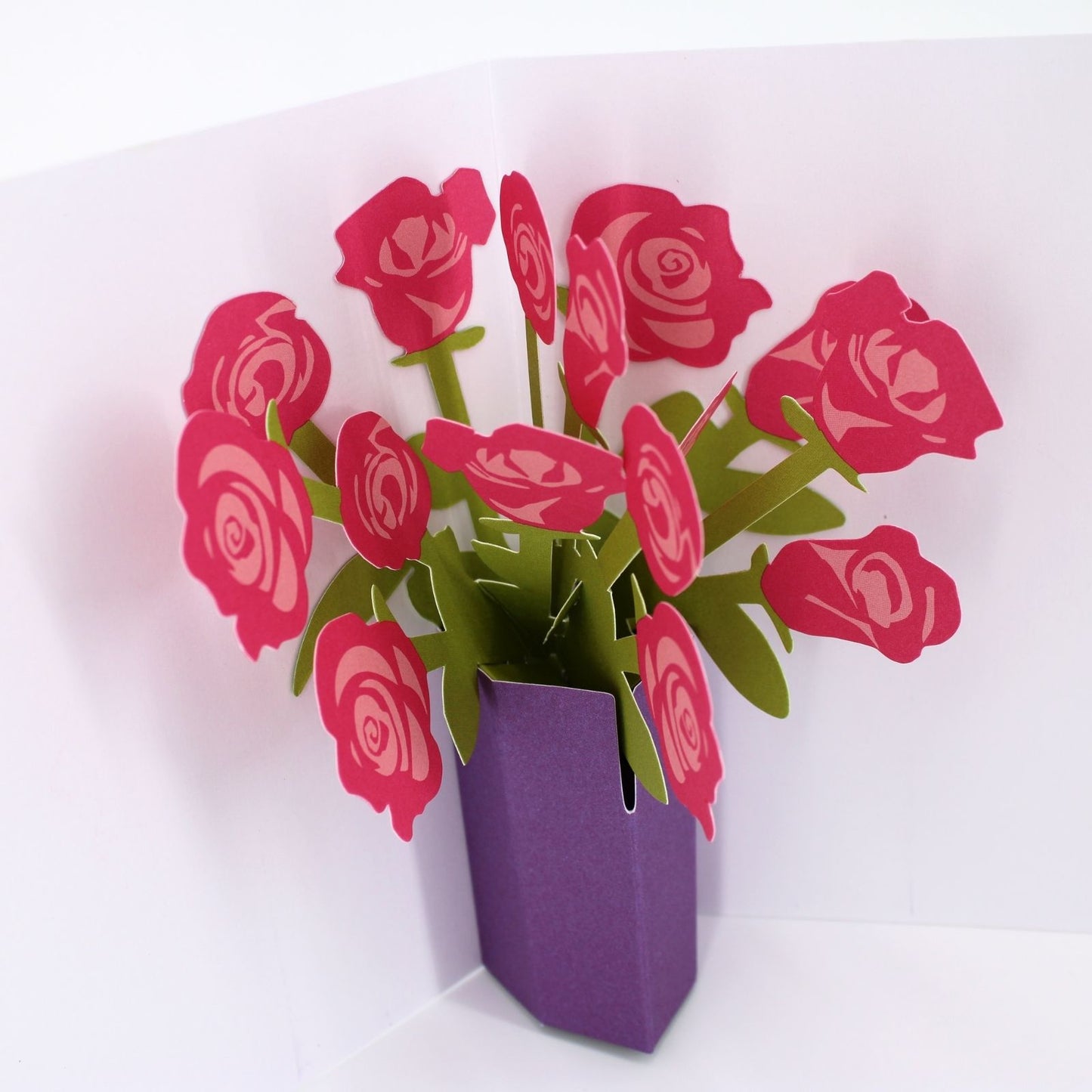 2toTango 3D Pop Up Card Floral Display Red Roses Greeting Card Any Occasion