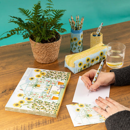 Gifted Stationery Notecard Collection In The Garden 20 Notecards & Envelopes