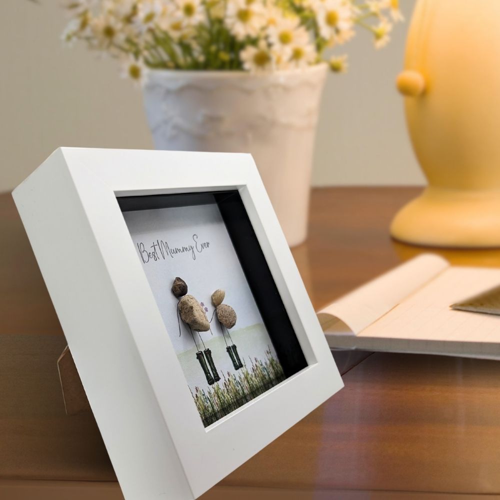 La De Da! Best Mummy Ever Mini Pebble Art In The Garden Framed Print Gift Idea
