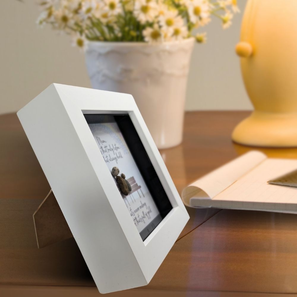 La De Da! Mum A Hearts That's Full Mini Pebble Art Framed Print Gift Idea