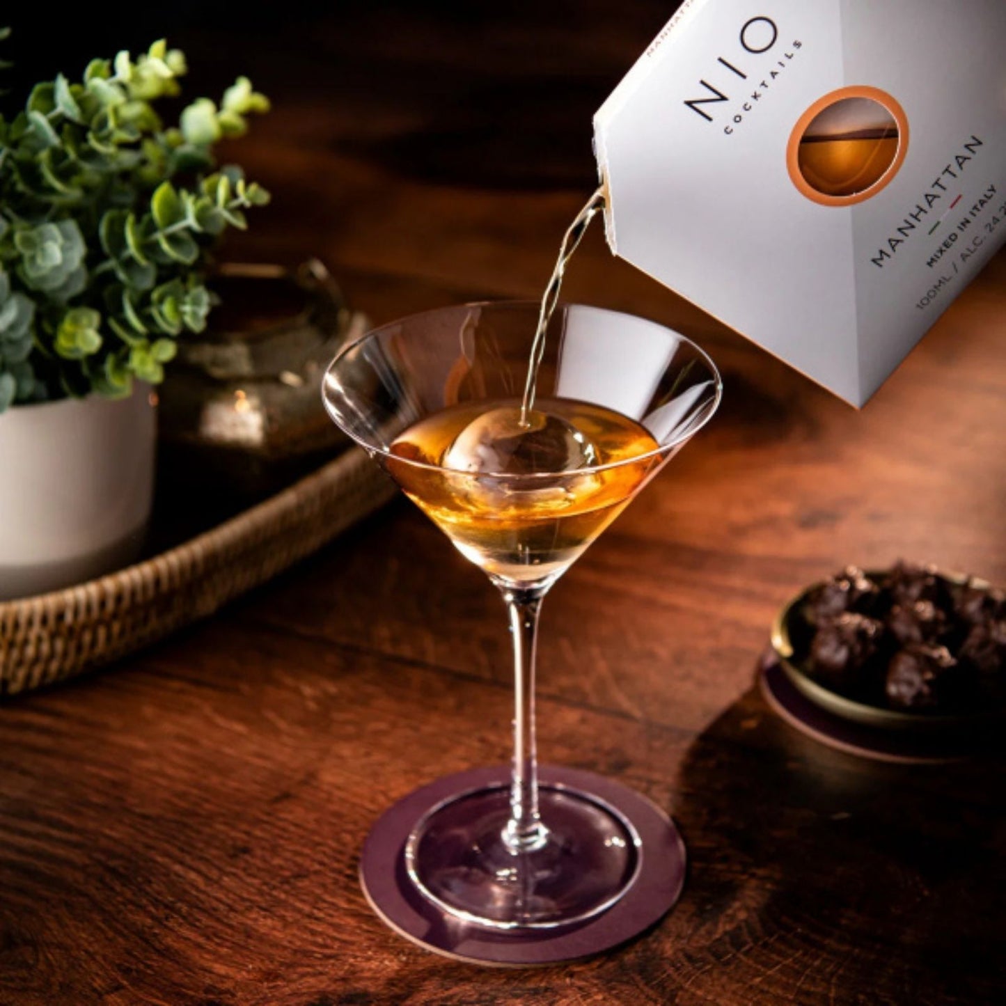 NIO Cocktails Manhattan Ready To Drink Cocktail Letterbox Alcohol Gift Idea