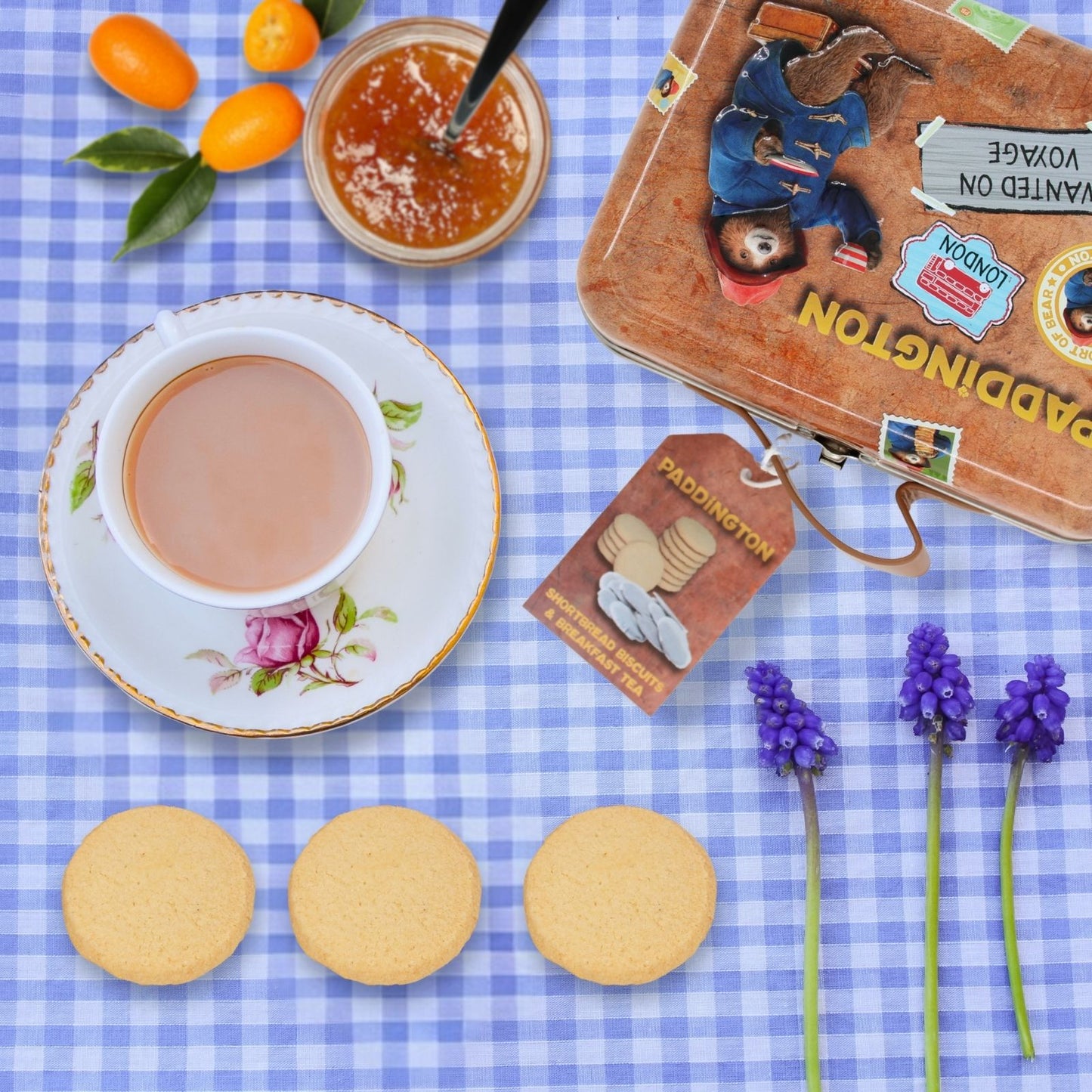 Paddington Bear Suitcase Gift Tin Contaning Shortbread Bisuits & Tea