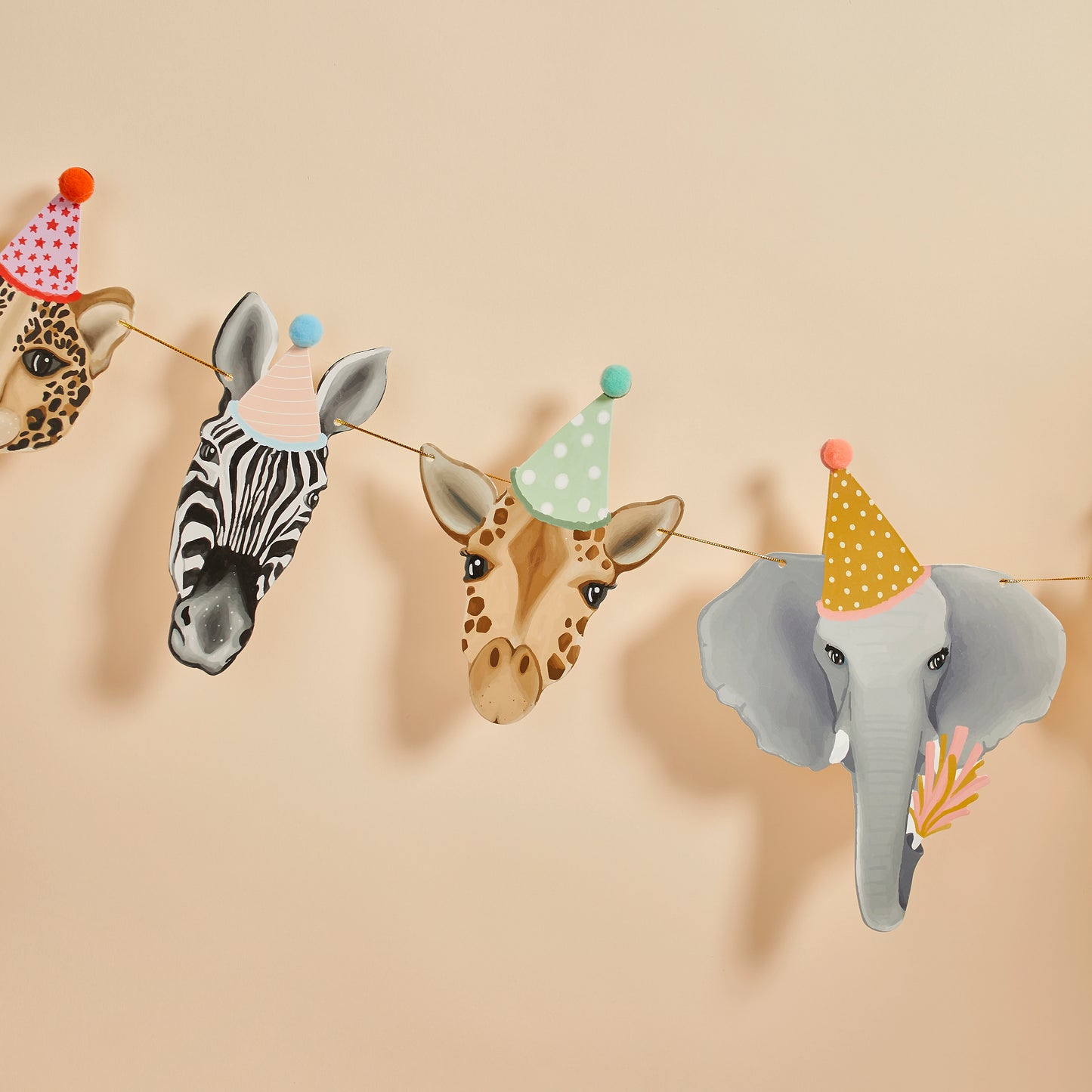 Hootyballoo Safari Party Animal Garland Decoration 2M Long Banner Partyware