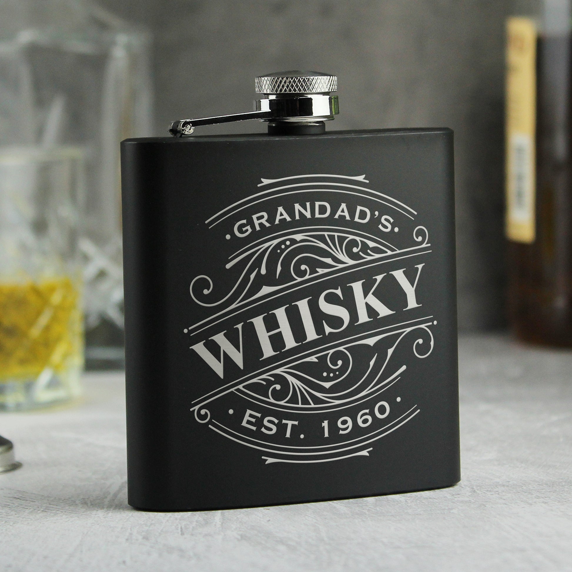 Personalised Engraved Hip Flask Personalized Engraved Hip Flask - Custom Gift For Wedding, Birthday, Christmas, Fathers Day & Special Occasions Hip Flask Delivery - Foto 9