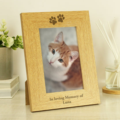 Personalised Oak Finish 4x6 Paw Prints Photo Frame - Personalise It!