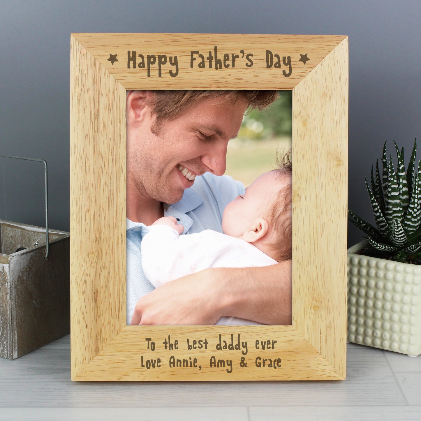 Personalised Happy Father's Day 5x7 Wooden Photo Frame - Personalise It!