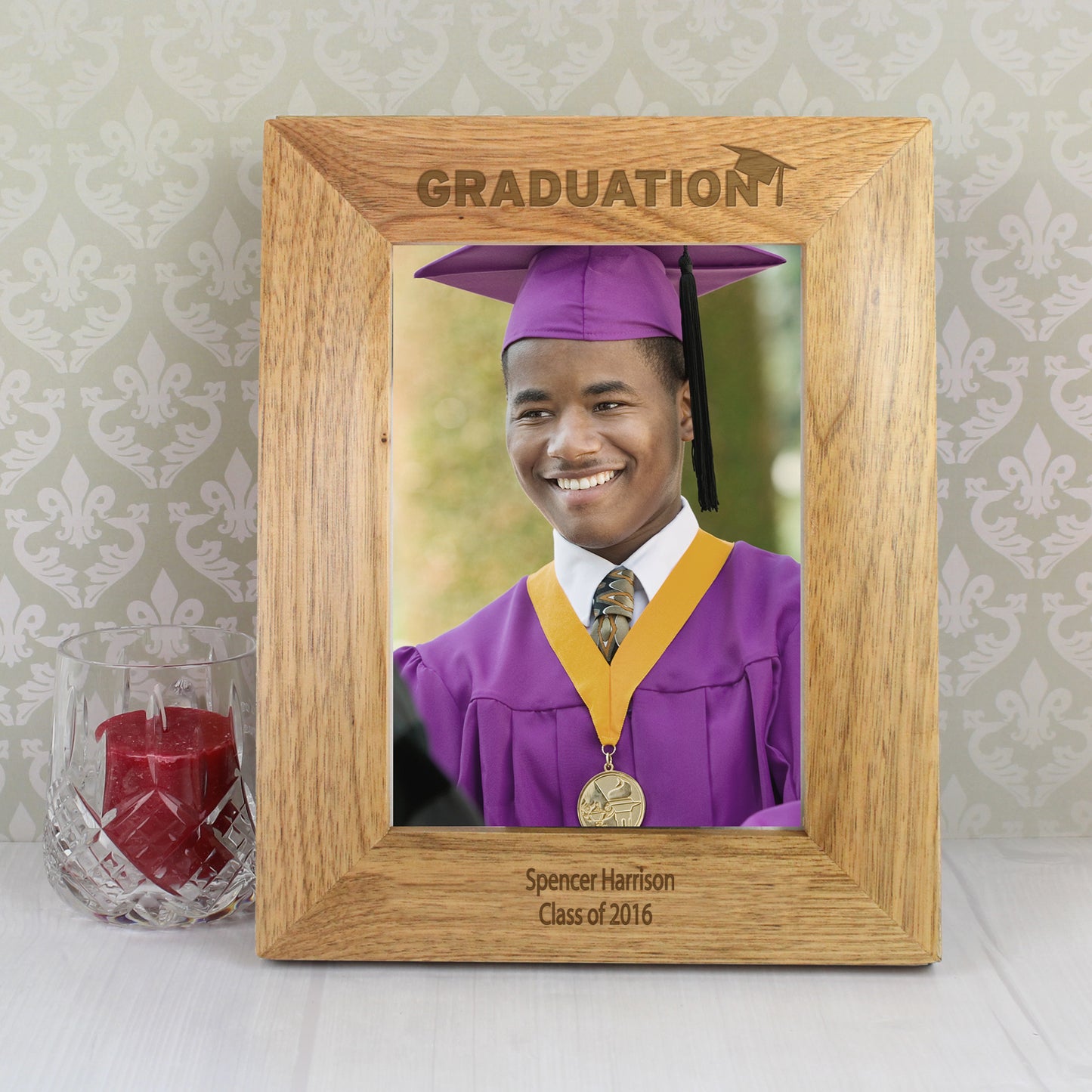 Personalised Graduation 5x7 Wooden Photo Frame - Personalise It!