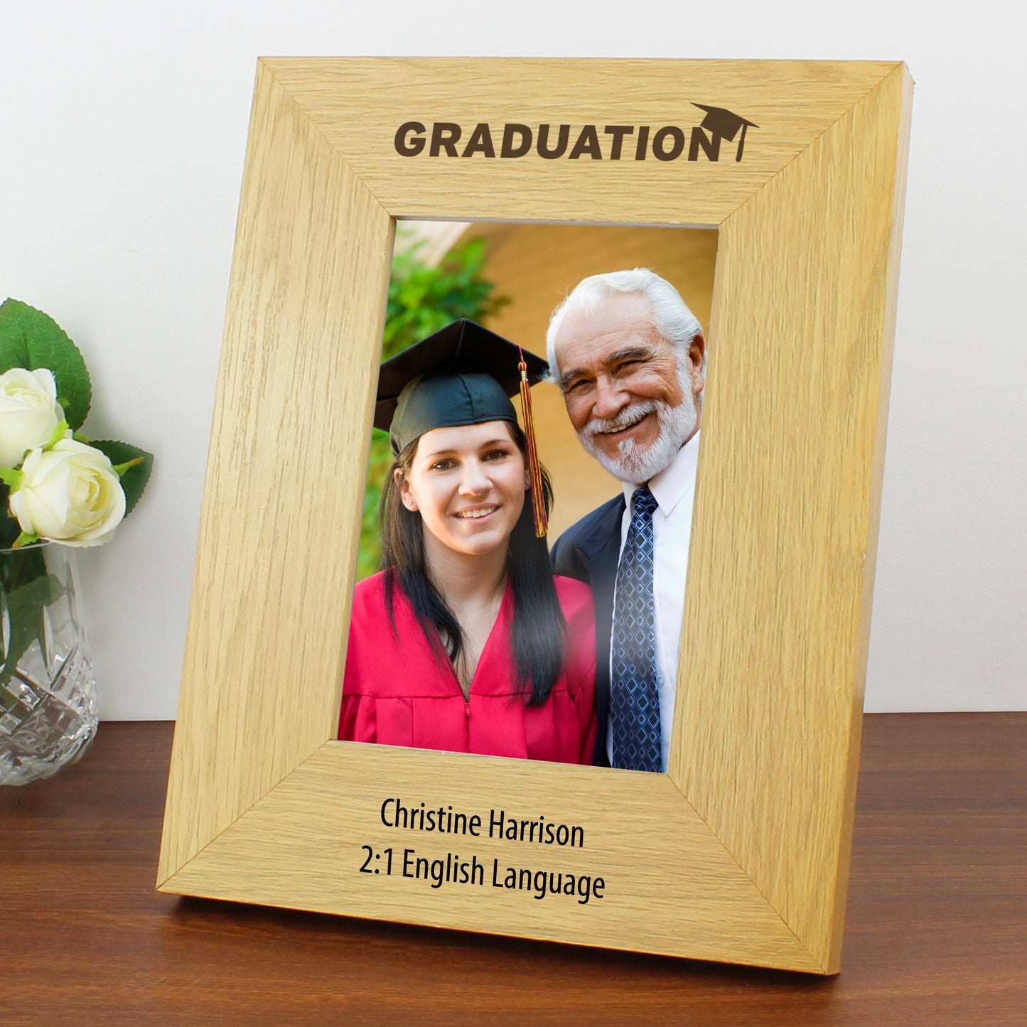 Personalised Graduation 4x6 Oak Finish Photo Frame - Personalise It!
