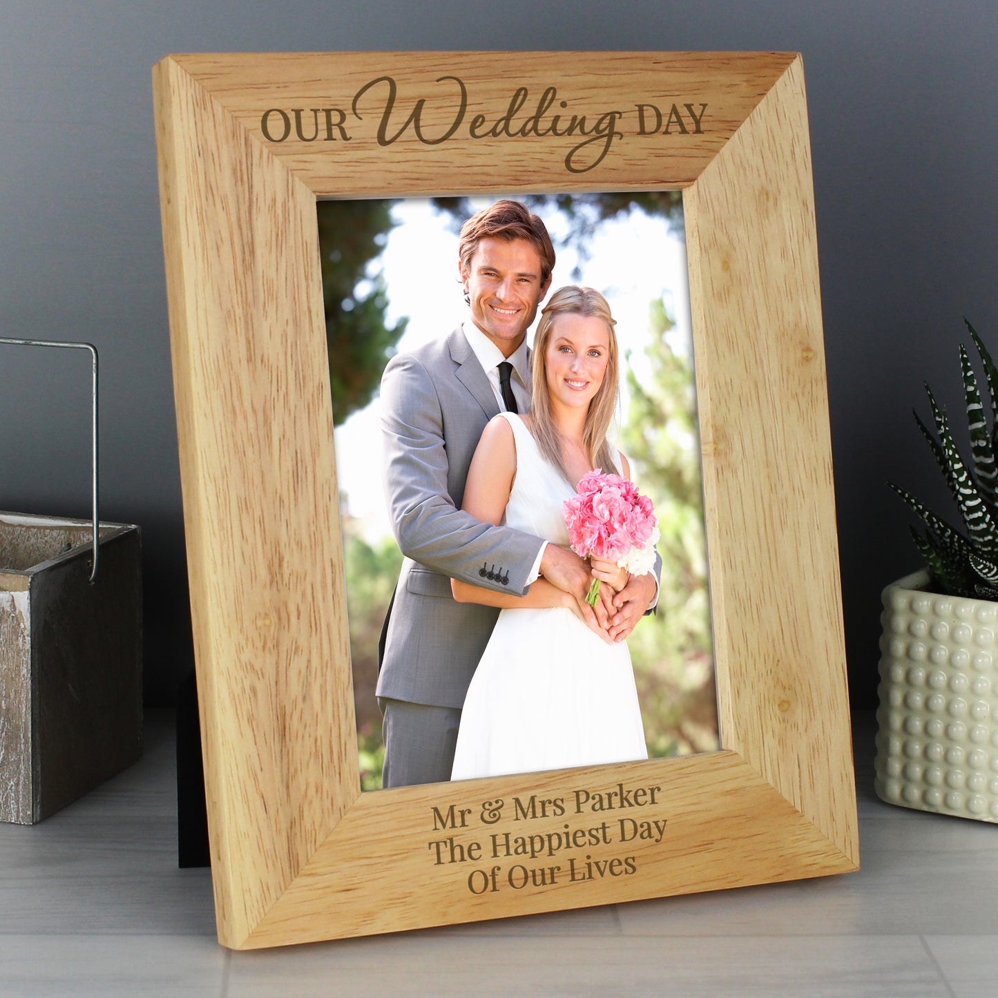 Personalised 'Our Wedding Day' 5x7 Wooden Photo Frame - Personalise It!