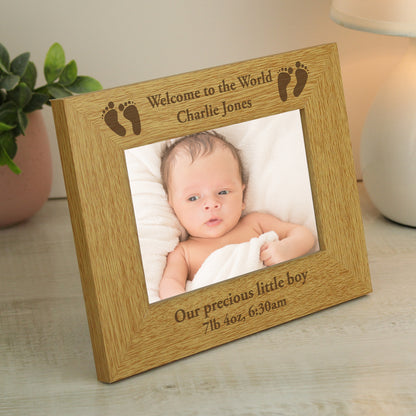Personalised Oak Finish 6x4 Landscape Baby Footprints Photo Frame - Personalise It!