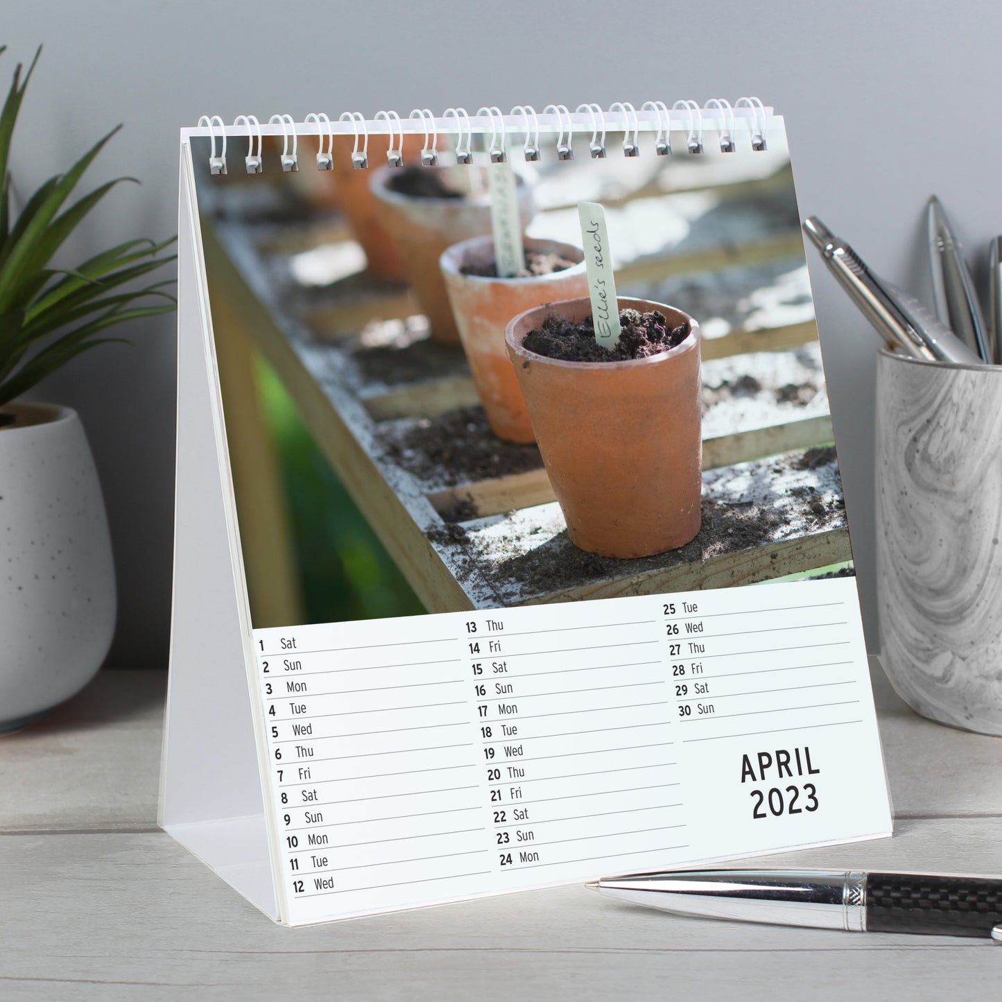 Personalised Gardening Desk Calendar - Personalise It!