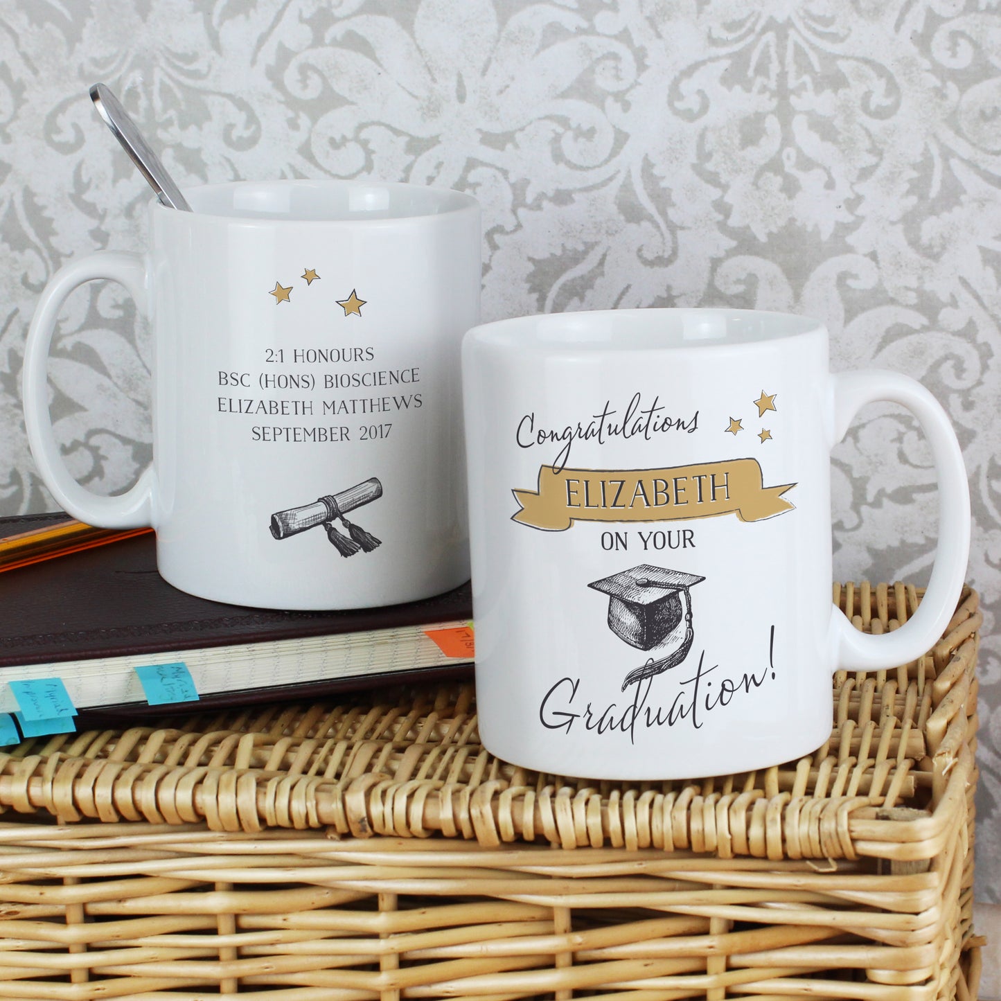 Personalised Gold Star Graduation Mug - Personalise It!