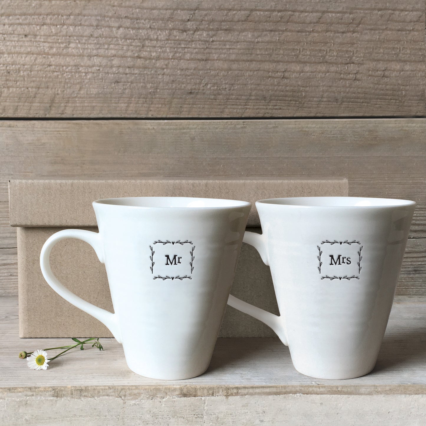 East Of India Mr & Mrs Porcelain Mug Set In A Gift Box