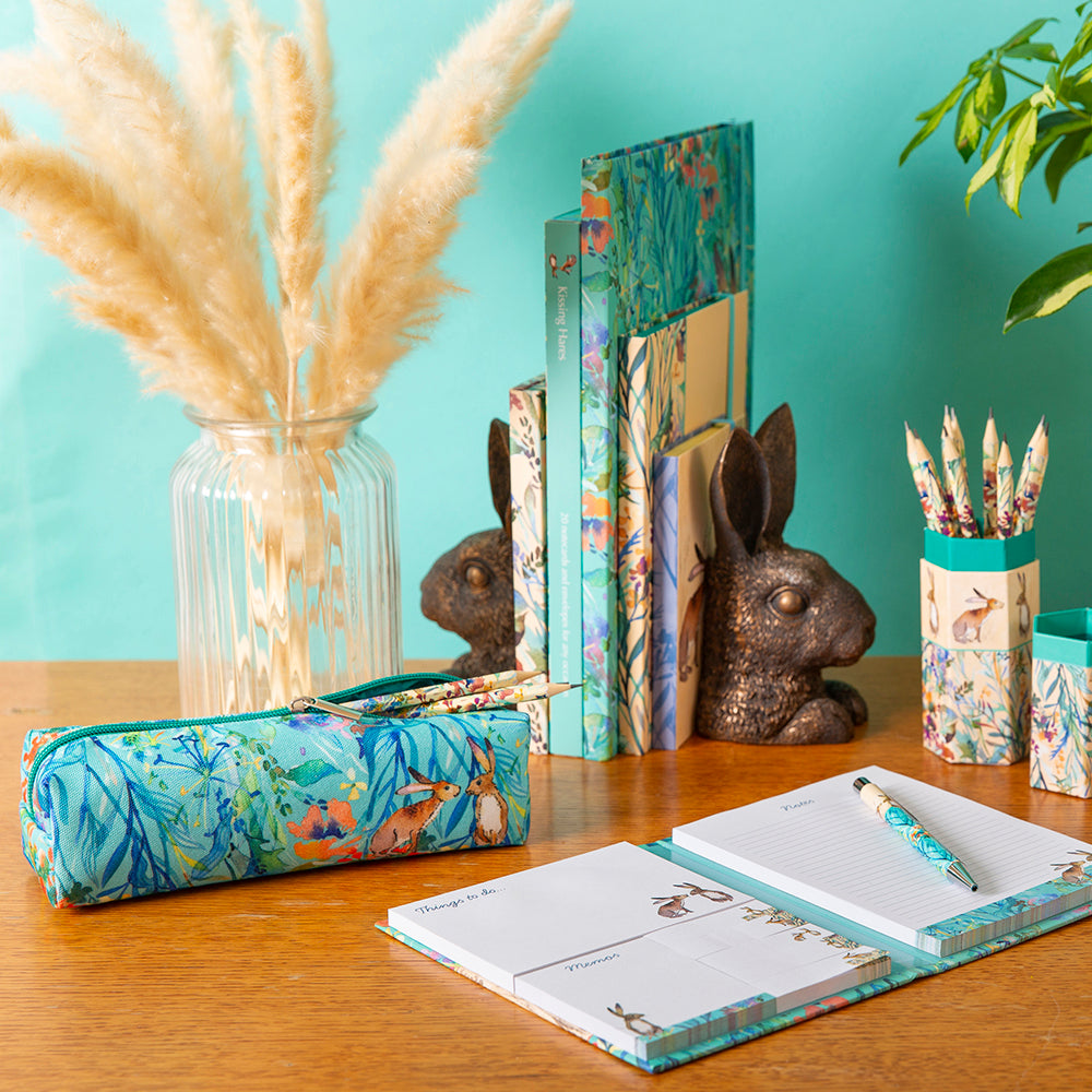 Gifted Stationery Kissing Hares Pencil Set In Case